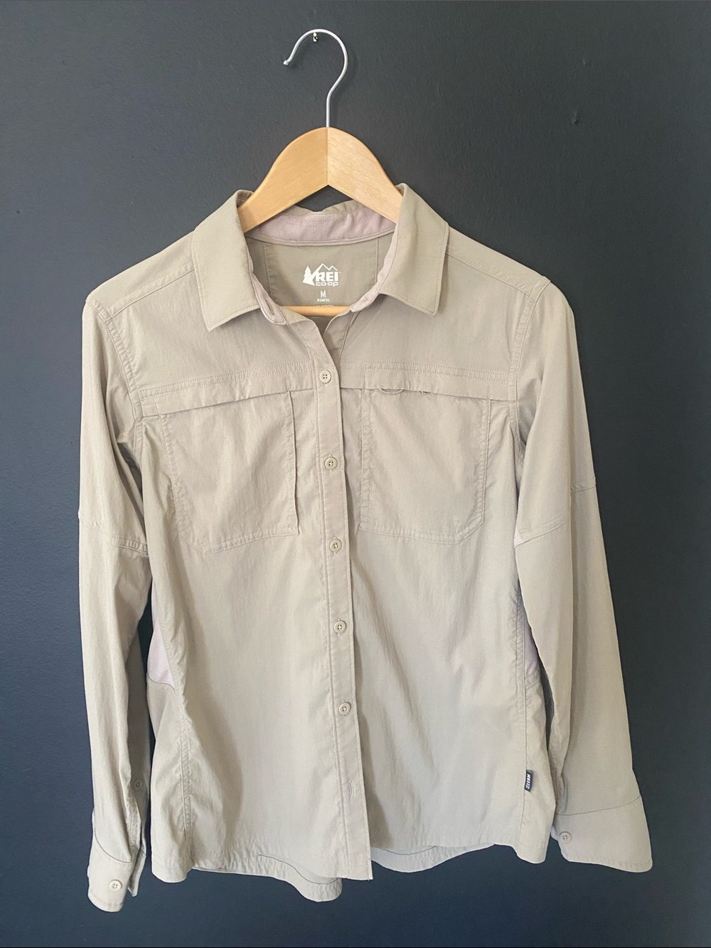 REI CO-Op Women’s Lightweight Long-Sleeve Shirt Jacket — Light Beige